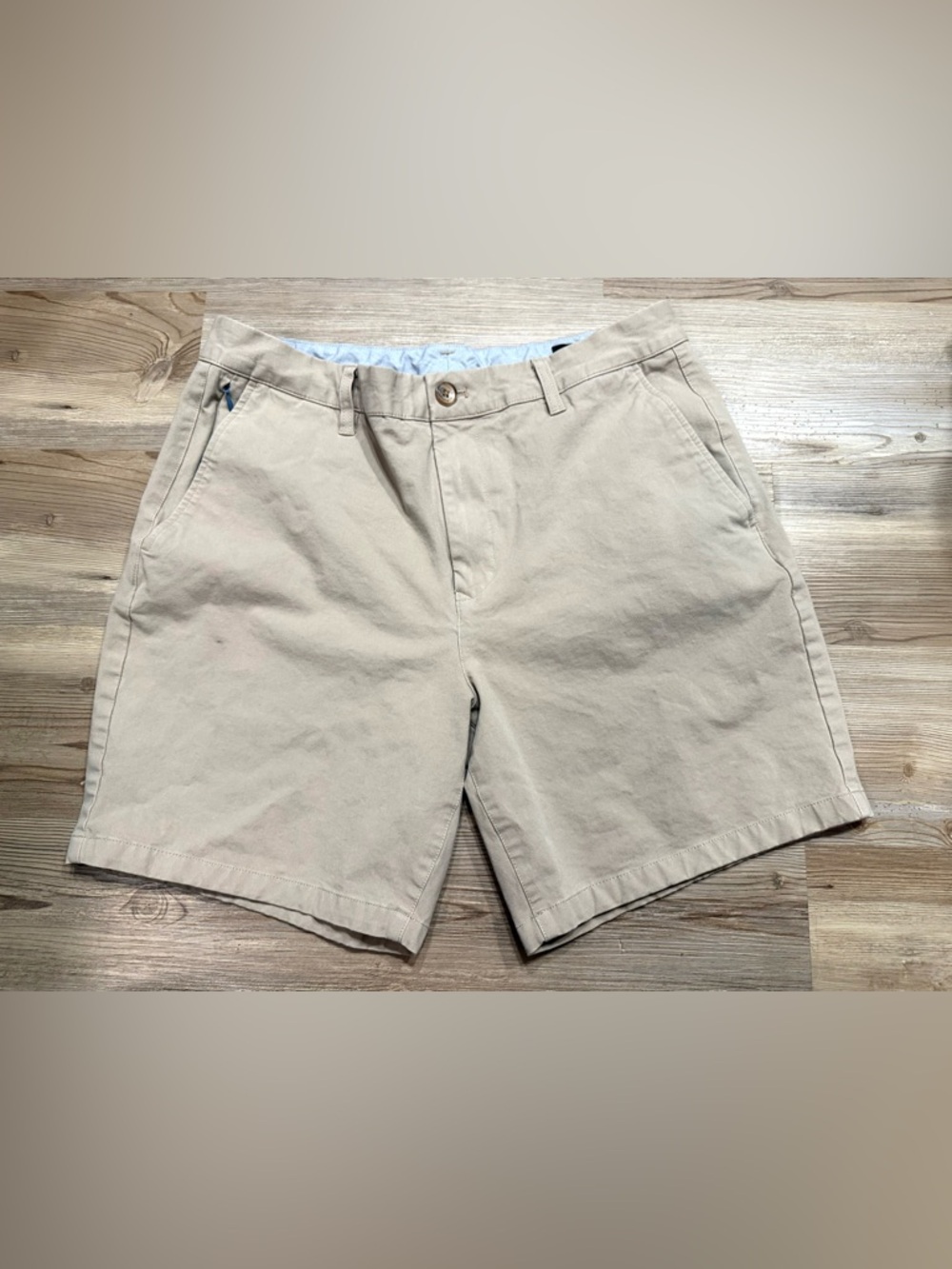 Bonobos Khaki Flat-Front Chino Shorts *ink spot*